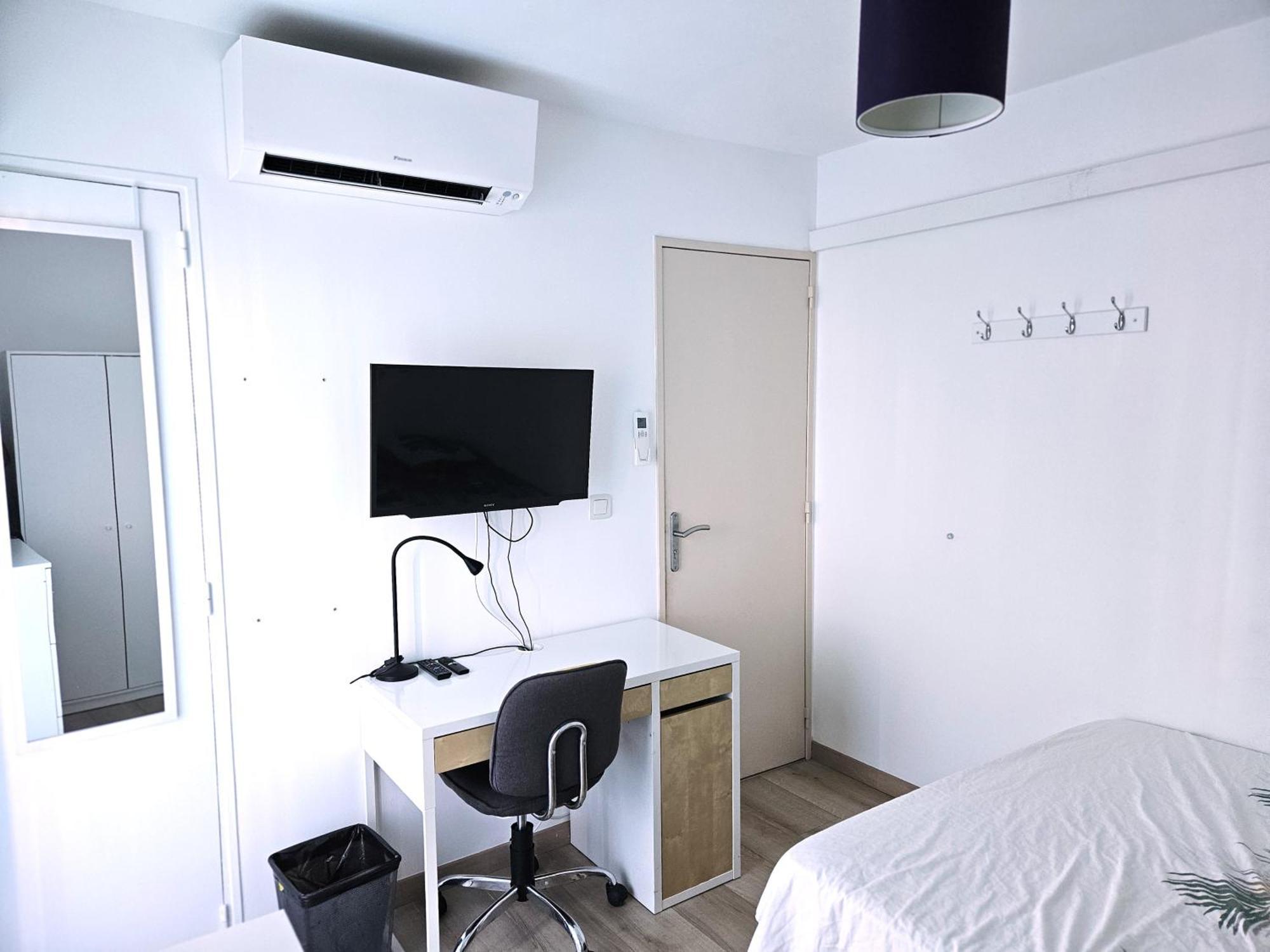 Chambre En Colocation Fille, Proche Mer, Climatisation Toulon Extérieur photo